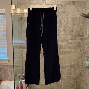 Figs Women's Pants in Navy Blue